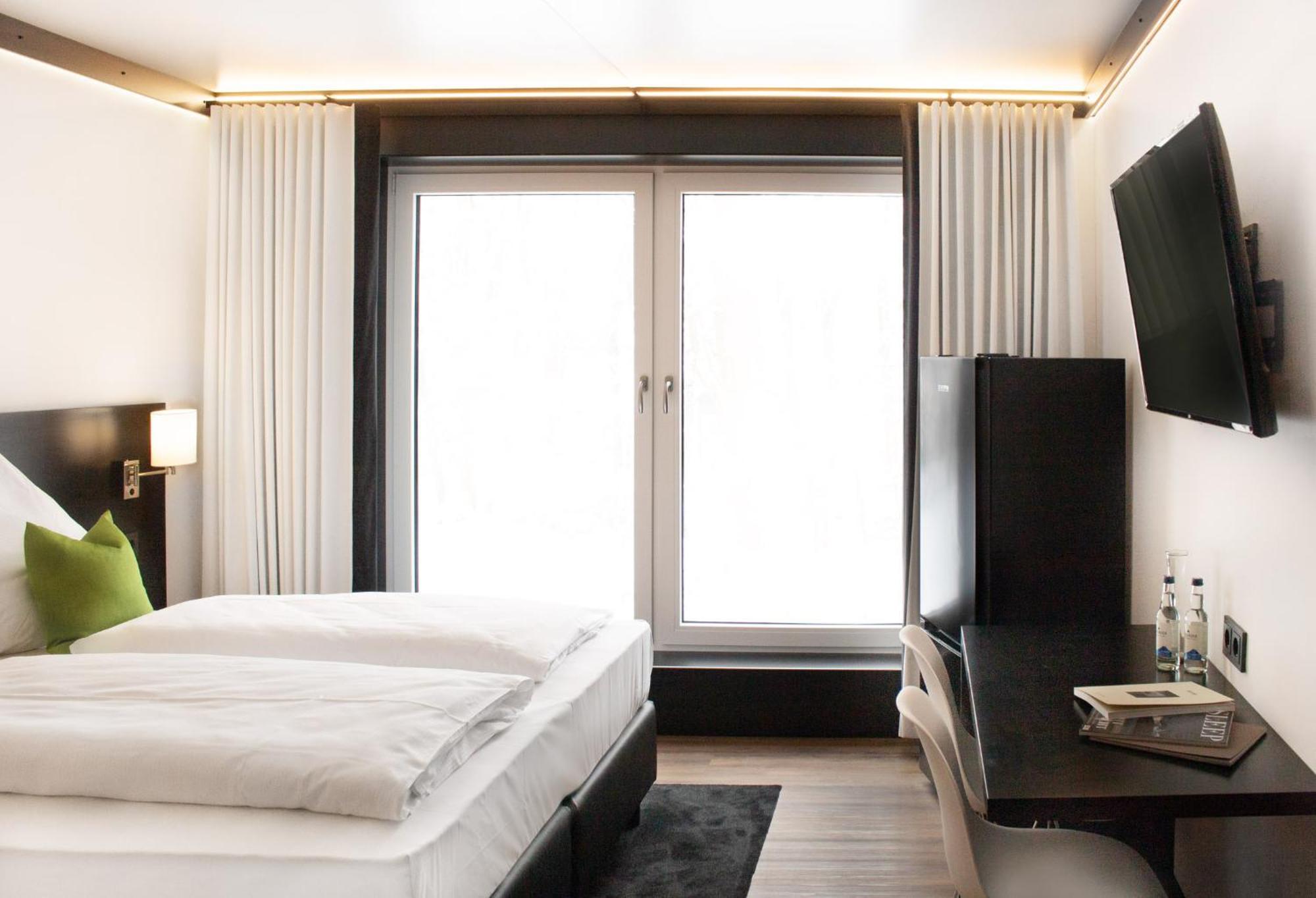 Lh Hotel By Wmm Hotels Leipheim Eksteriør billede