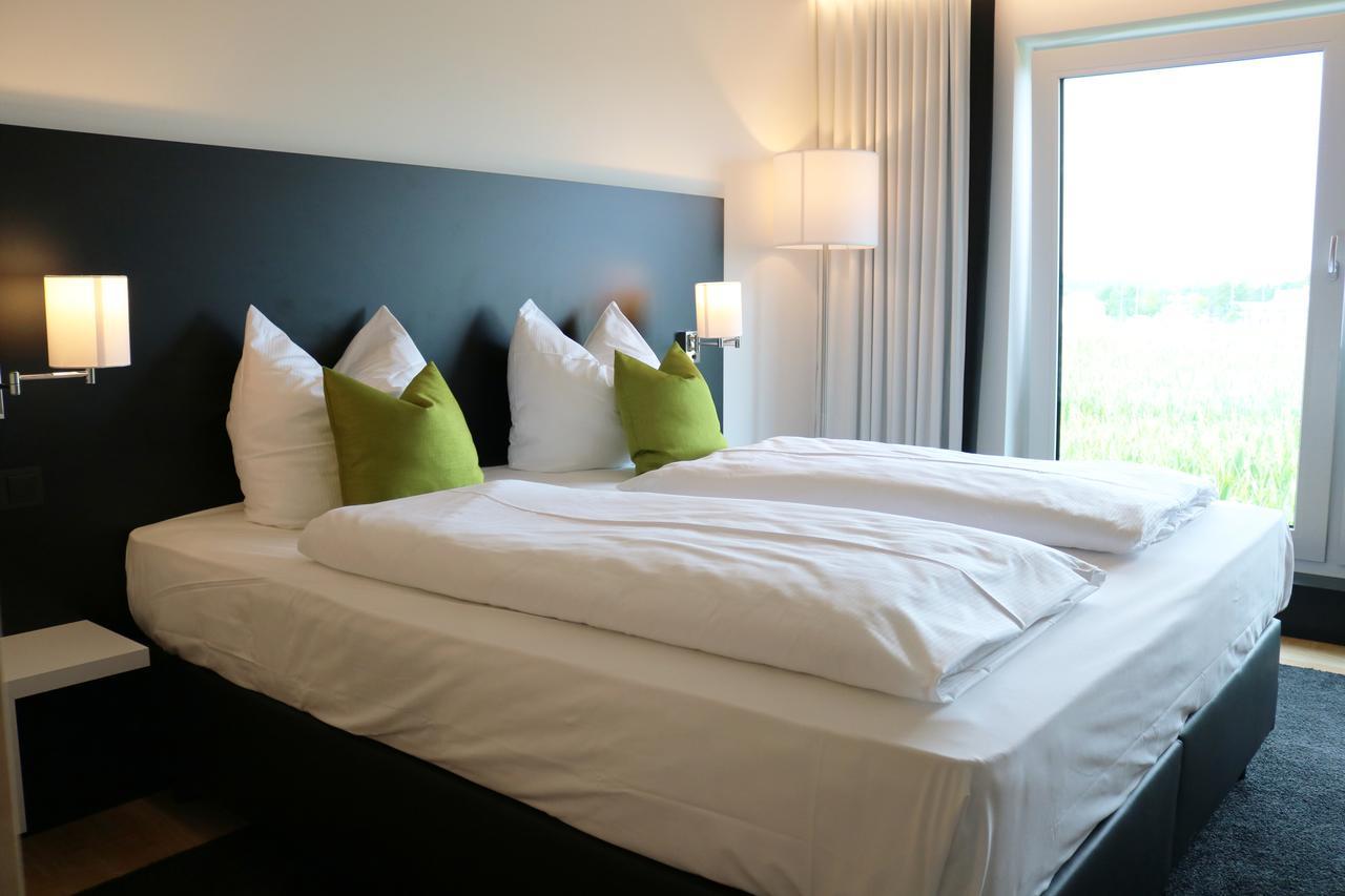 Lh Hotel By Wmm Hotels Leipheim Eksteriør billede